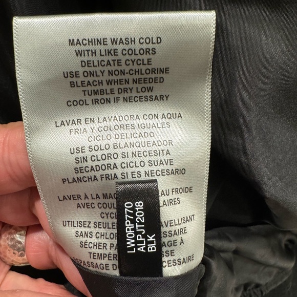 SOLD - Levi’s Quilted Bomber Jacket XL - Picture 7 of 9